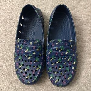 Floafers: Boys Island Party